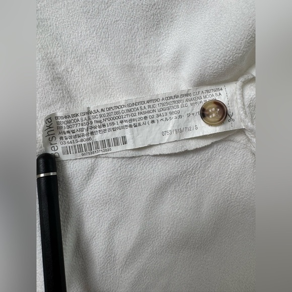 Bershka White Button-Up Women's Top - Picture 8 of 8
